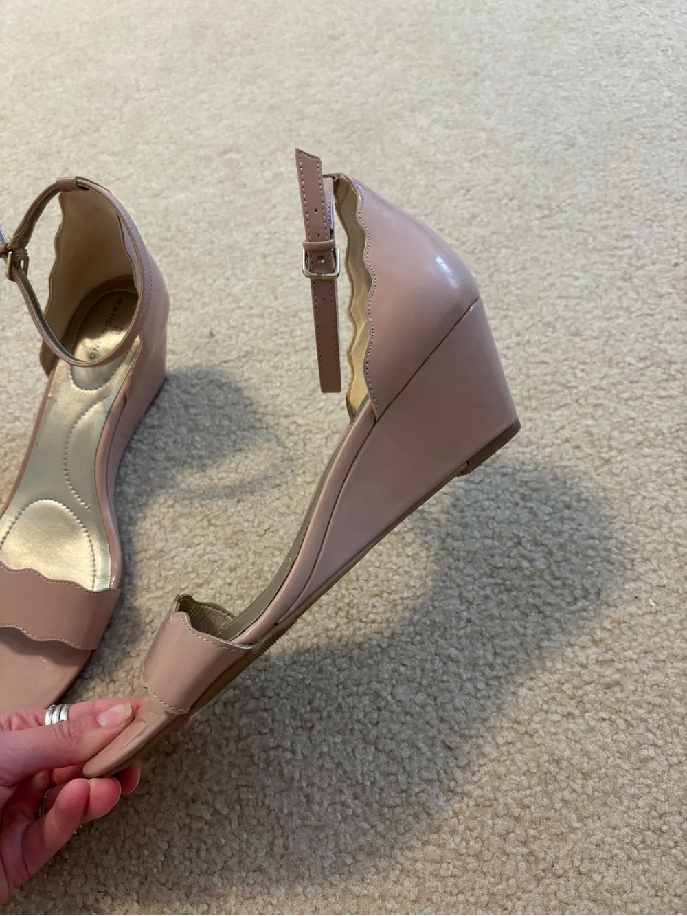 Bandolino Women's Pink Tan Scalloped Ankle Strap Wedge Sandals Size 9